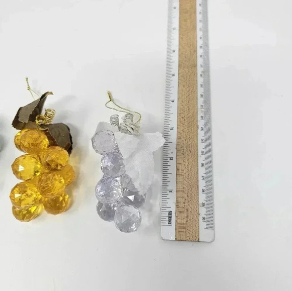 Vtg Acrylic Grape Clusters Christmas Ornament Lucite Faceted Leaves Set of Four - Picture 8 of 9